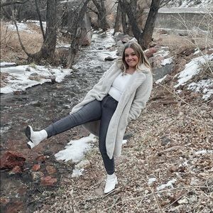 Meet your Posher, Emmalee